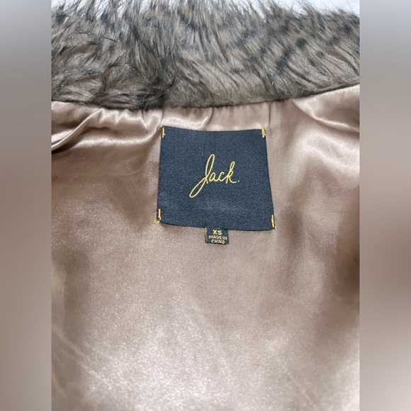 Jack by BB Dakota | Taupe Faux Fur Vest I Size: XSmall - Picture 7 of 9